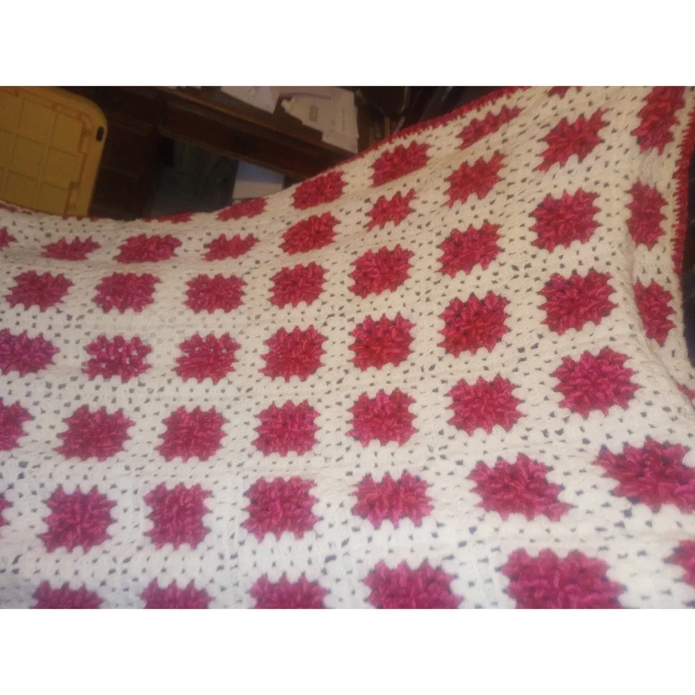 Vtg Granny Square Pink, White‎ Red Crocheted Blanket 50x87in Over 20yrs Old